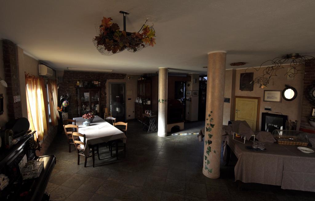 B&B Edera Castagnole Piemonte ภายนอก รูปภาพ
