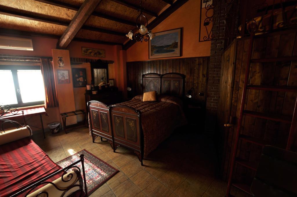 B&B Edera Castagnole Piemonte ภายนอก รูปภาพ